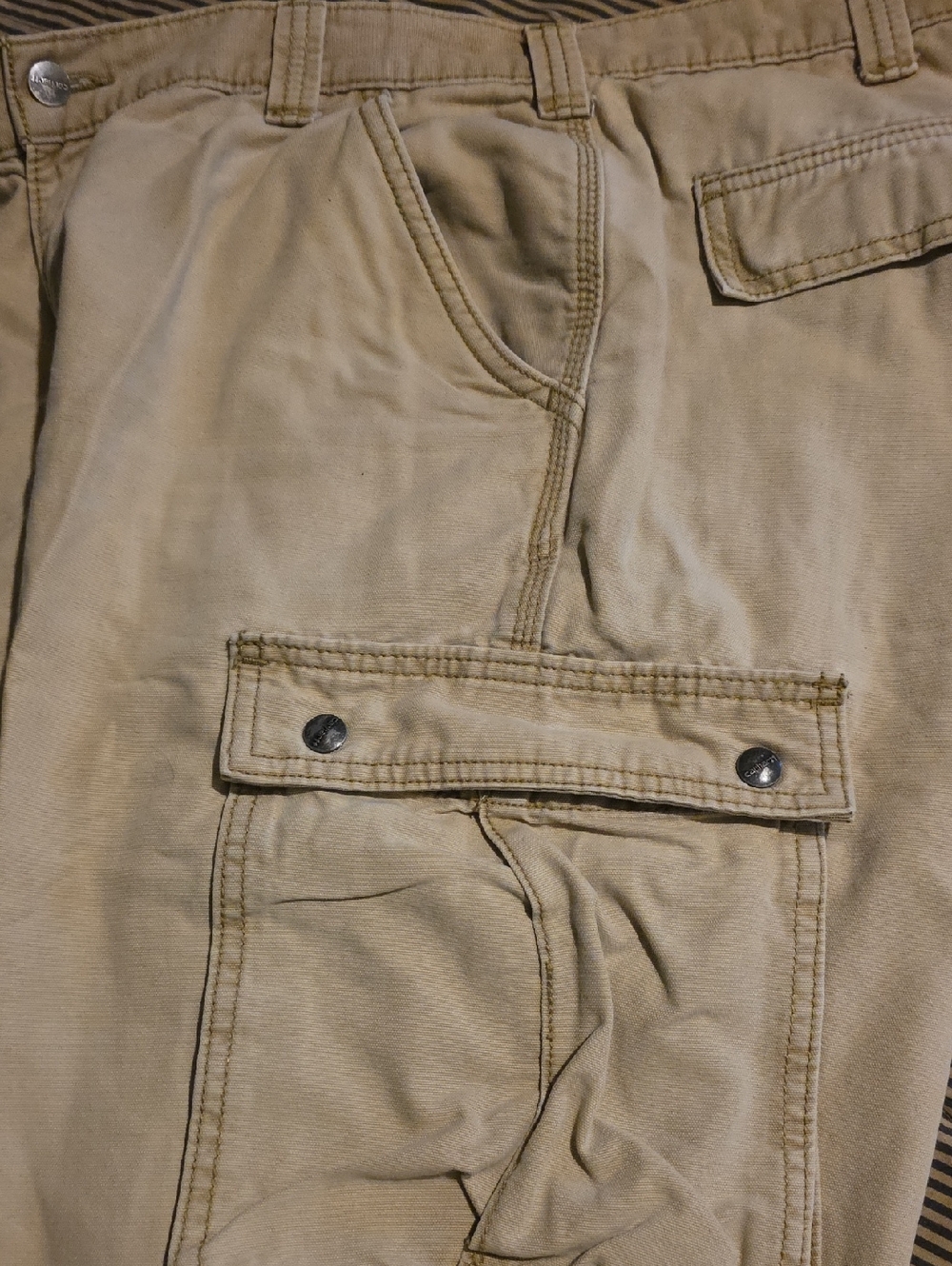 Mens Carhartt Tan Utility Cargo Pants  Sz 36x32 Relaxed Fit. Multiple Pockets
